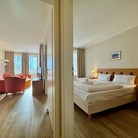 305, Seepark *
